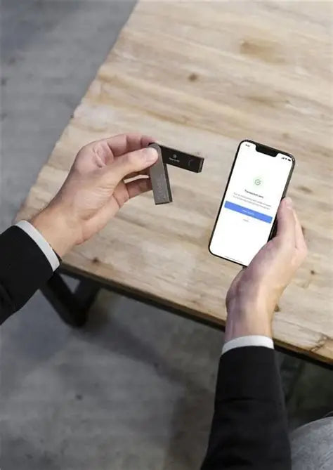 Ledger Nano X – Emerald Green Limited Edition Crypto Wallet (Open Box / Never Activated) tmot.store