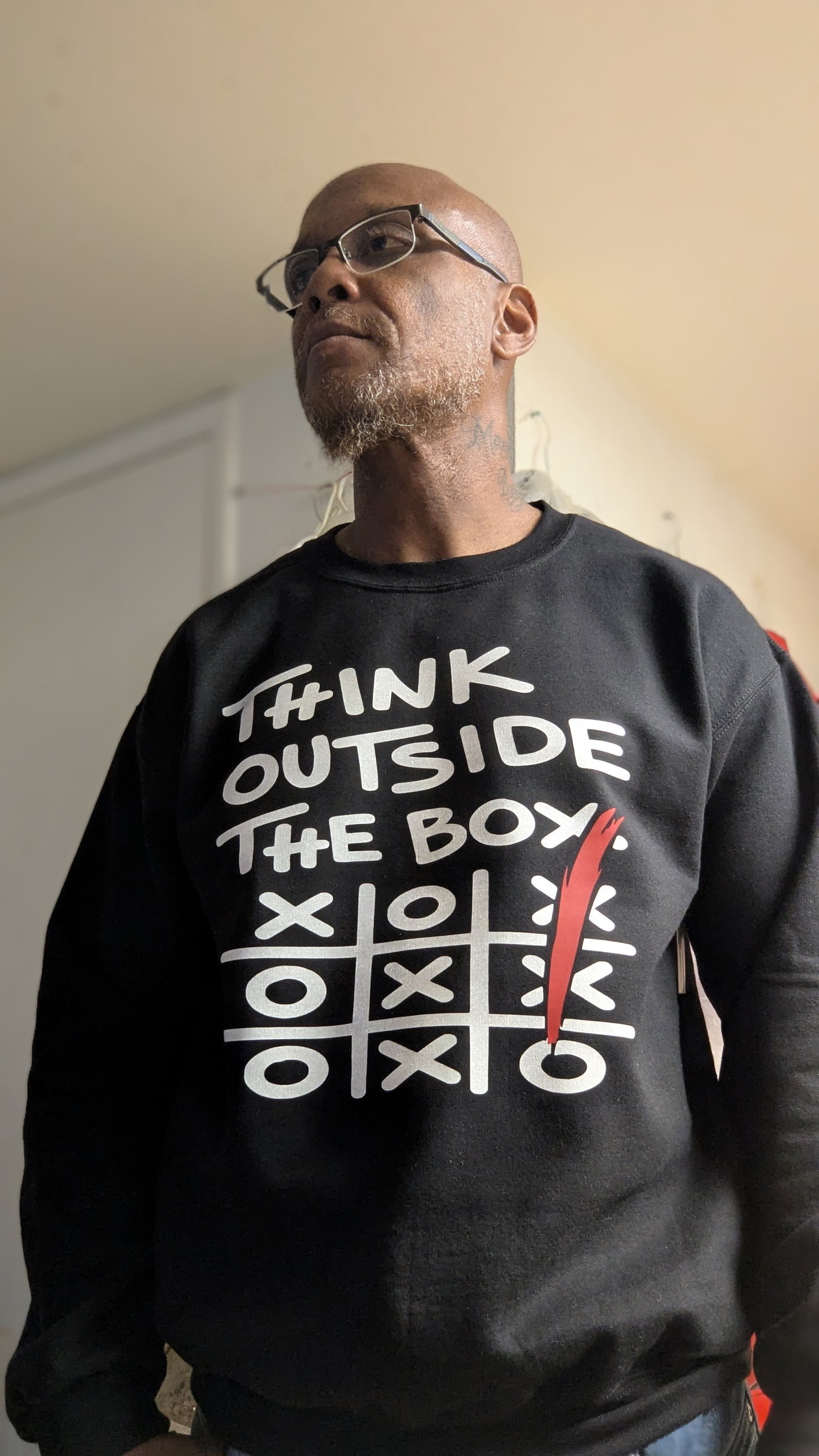 Think Outside The Box Streetwear Set – Graphic Sweatshirt & Organic Patchwork Jeans