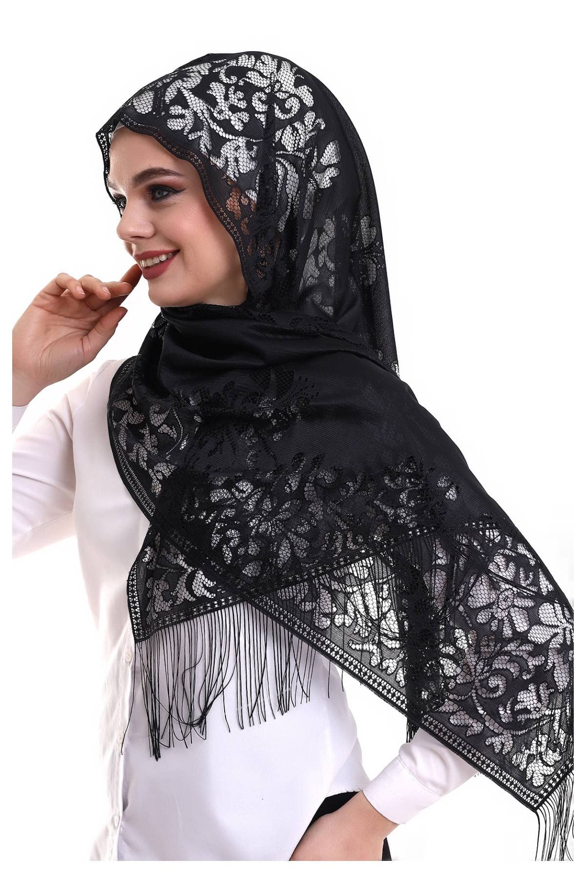 Elegant Ihvan Online Soft Shawls for Women – Luxurious Lace-Edged Design 🌿✨