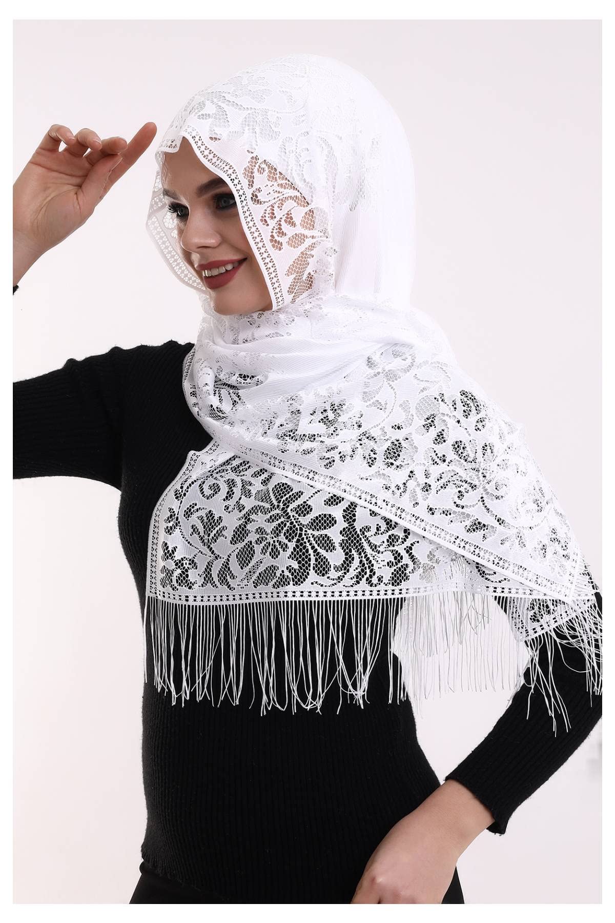 Elegant Ihvan Online Soft Shawls for Women – Luxurious Lace-Edged Design 🌿✨