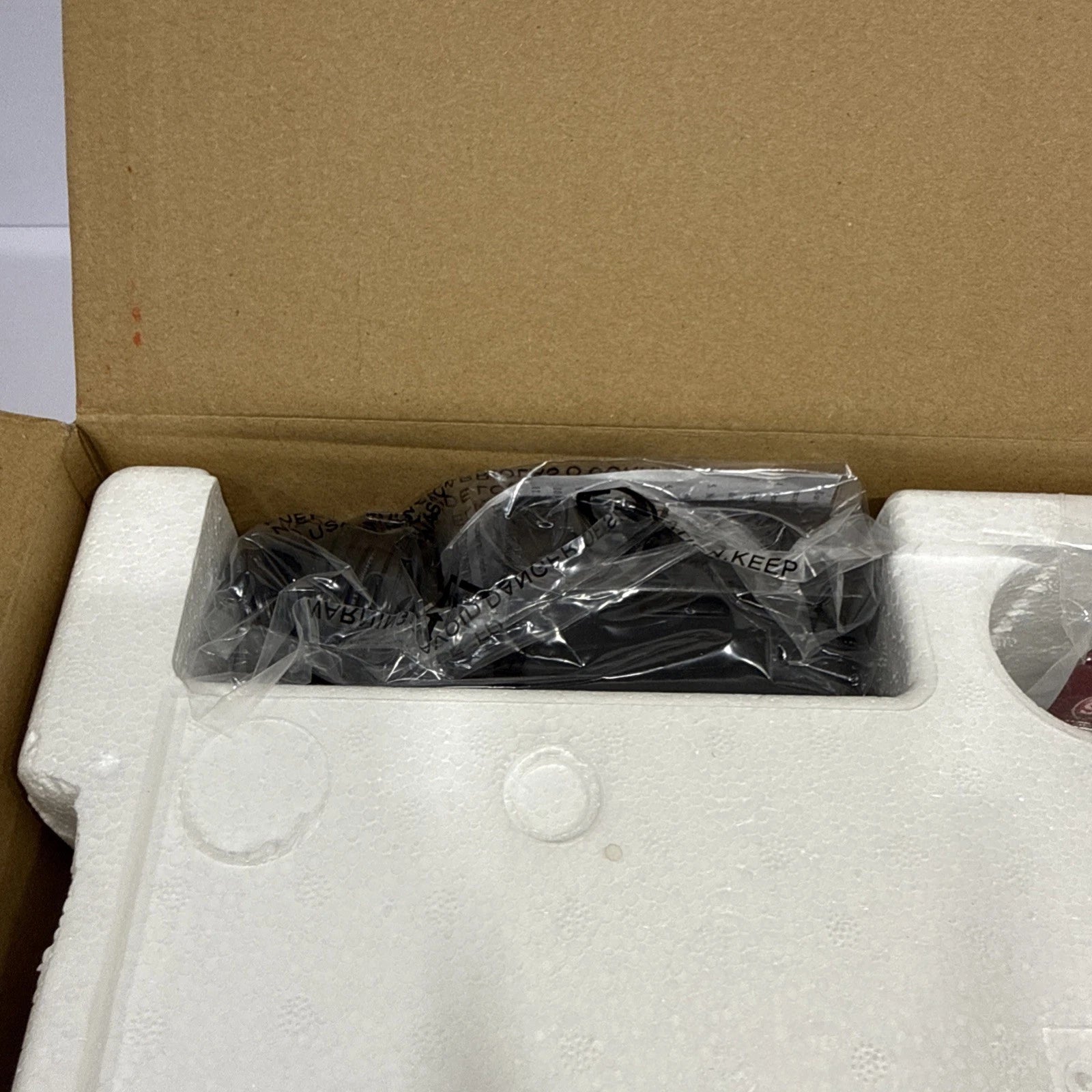 Singer HD0450S Heavy Duty Serger (Brand New) tmot.store