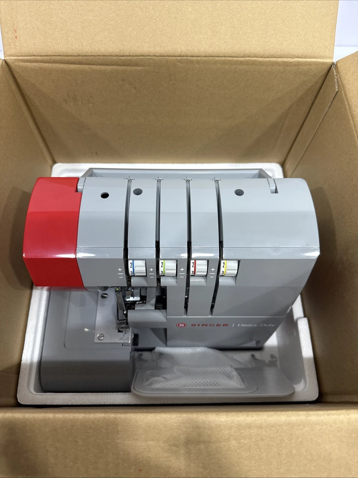 Singer HD0450S Heavy Duty Serger (Brand New) tmot.store