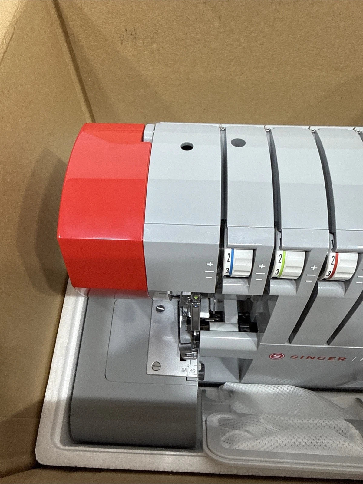 Singer HD0450S Heavy Duty Serger (Brand New) tmot.store