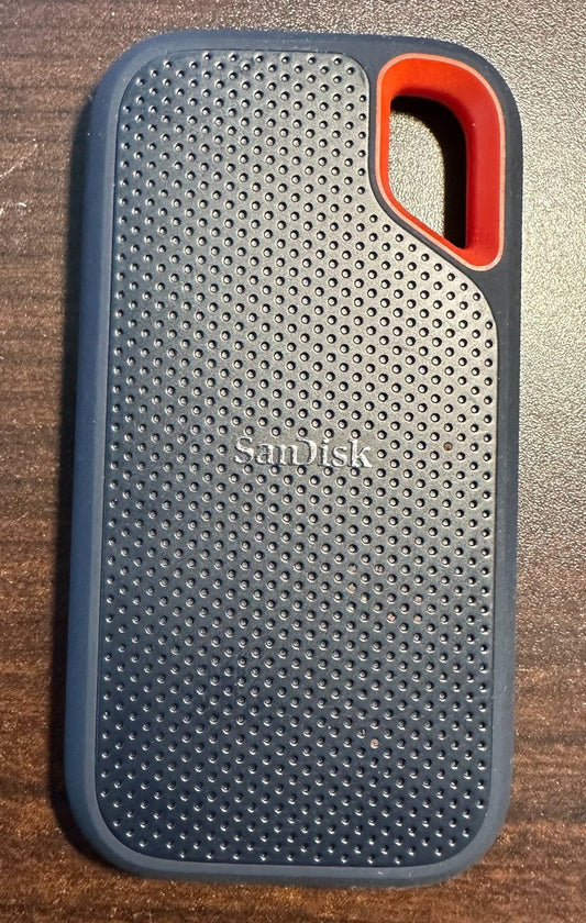 SanDisk Extreme Portable SSD 8TB — Lightly Used, Fully Functional tmot.store